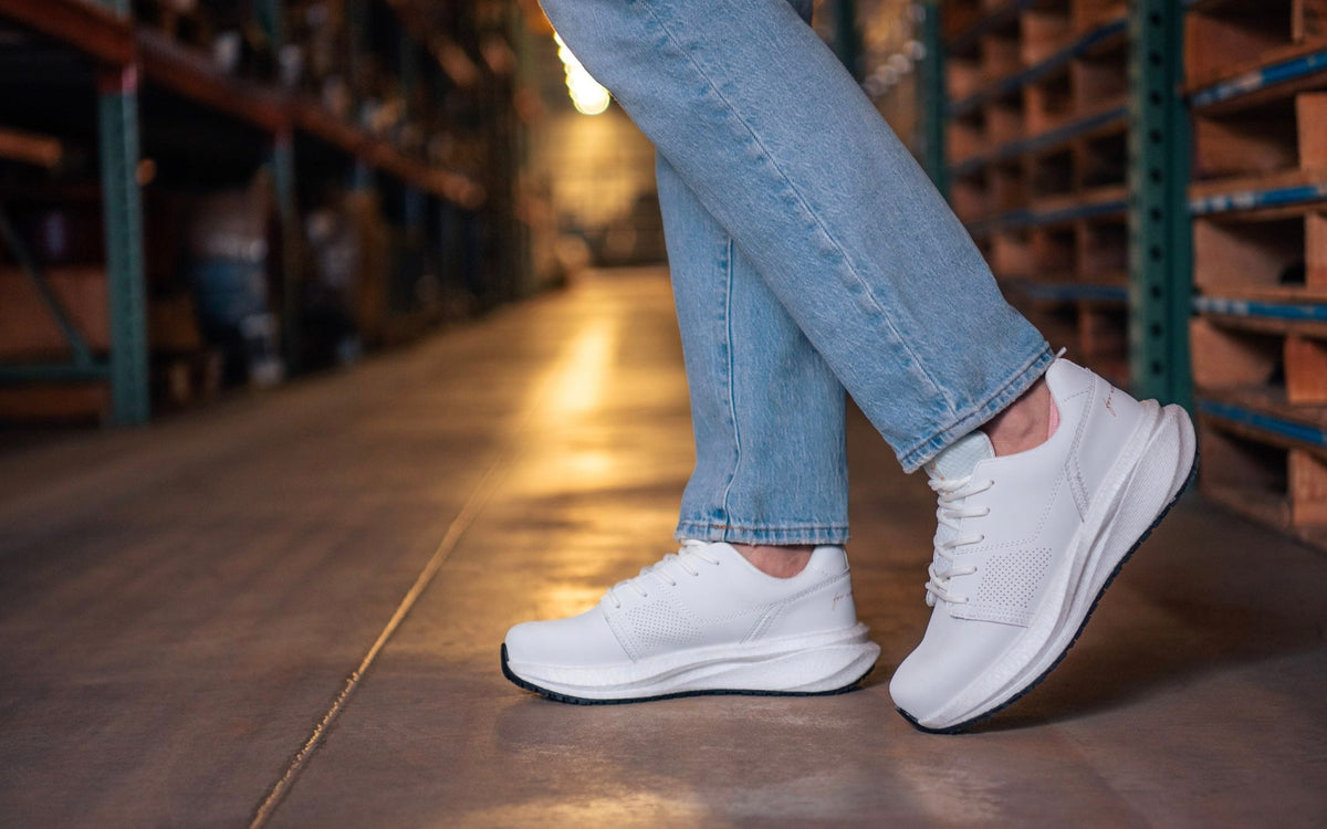 Xena Astra women’s work sneakers in White Gold SD