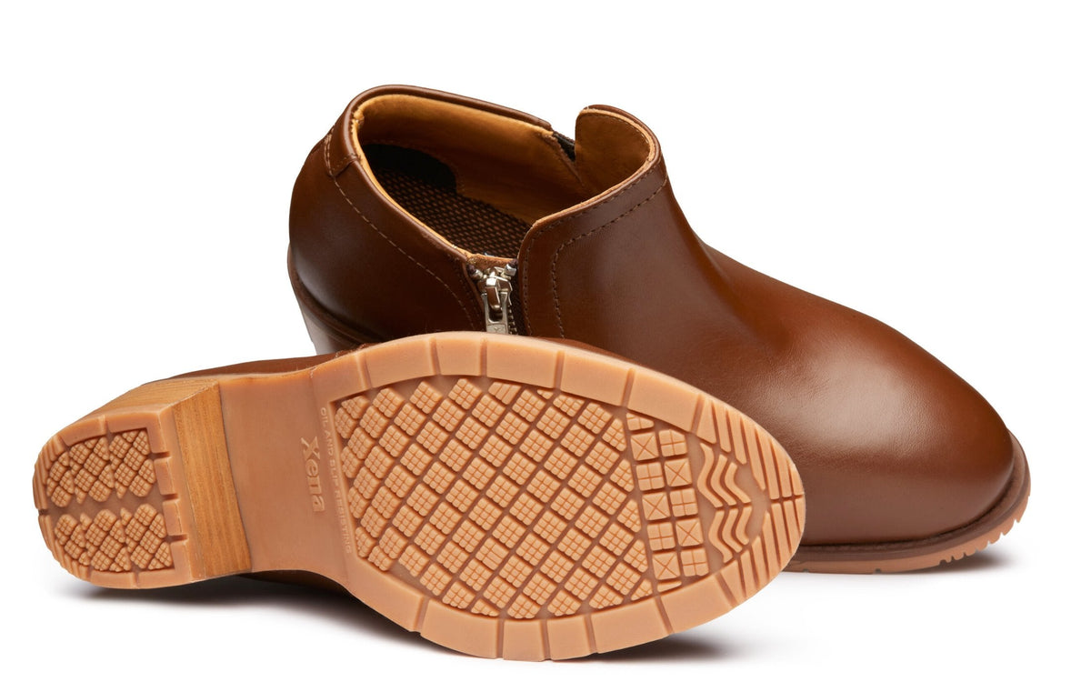 Xena Gravity women’s steel toe work booties in Amber