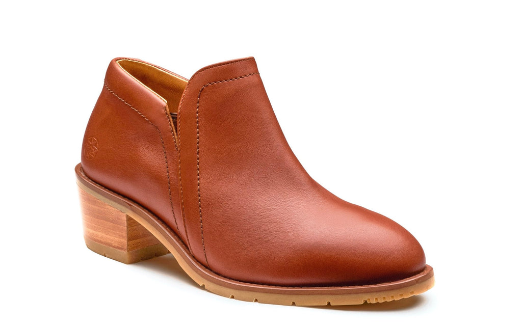 Xena Gravity women’s steel toe work booties in Cognac Brown