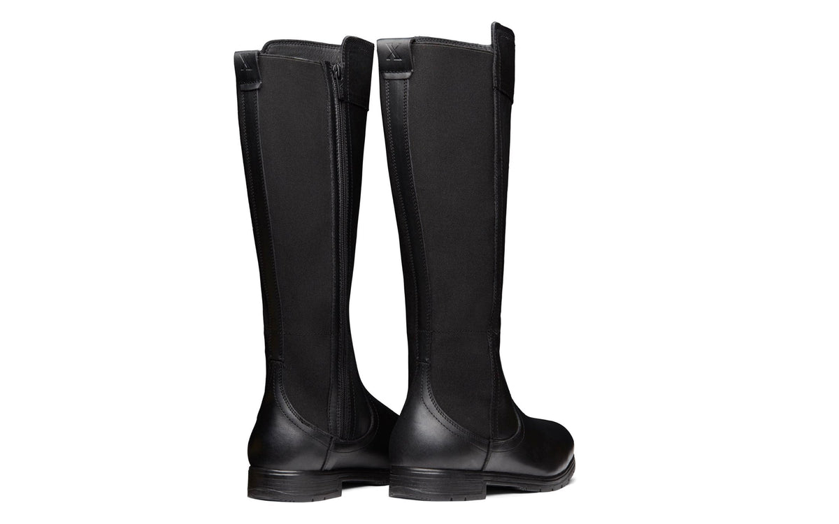 Xena Nova women’s steel toe riding-style work boots in Stylish Black