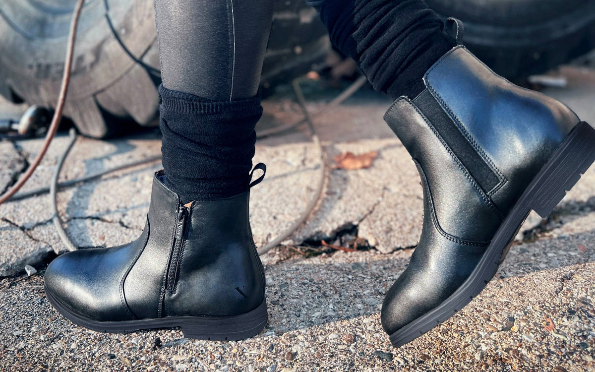 Xena Omega women’s steel toe zip-up work boots in black