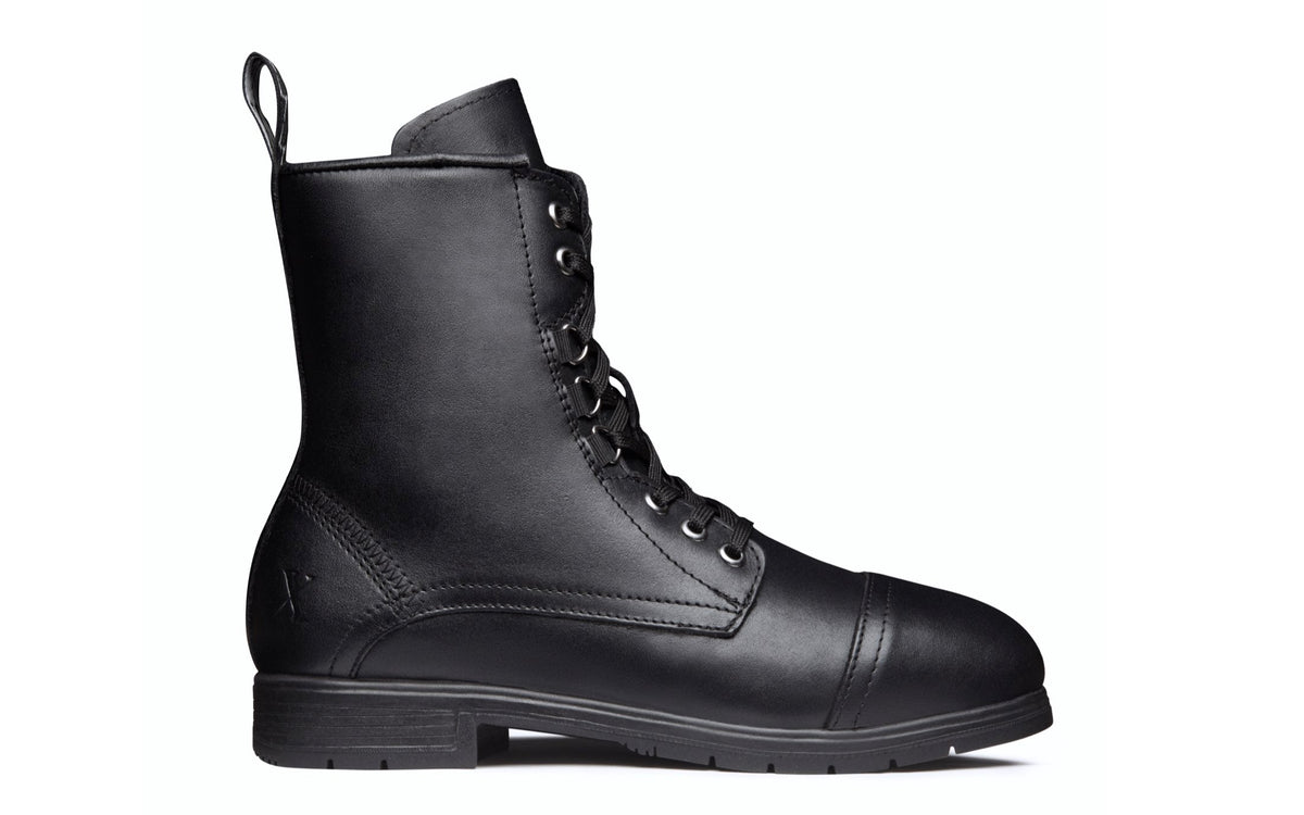 Xena Spice women’s steel toe lace-up work boots in Jet Black — side profile