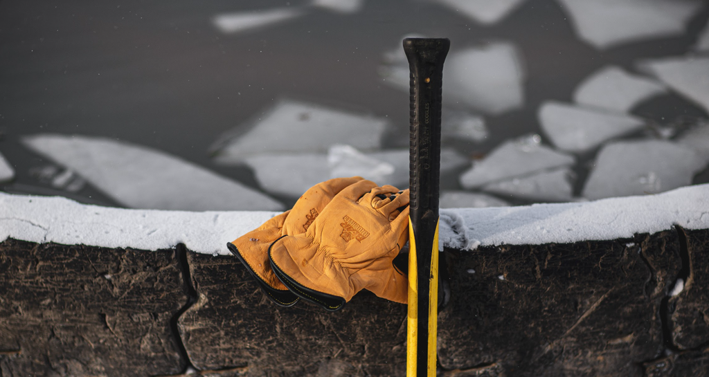 Bear Knuckles High Noon Fleece-Lined Water-Resistant Buffalo Gloves - D373