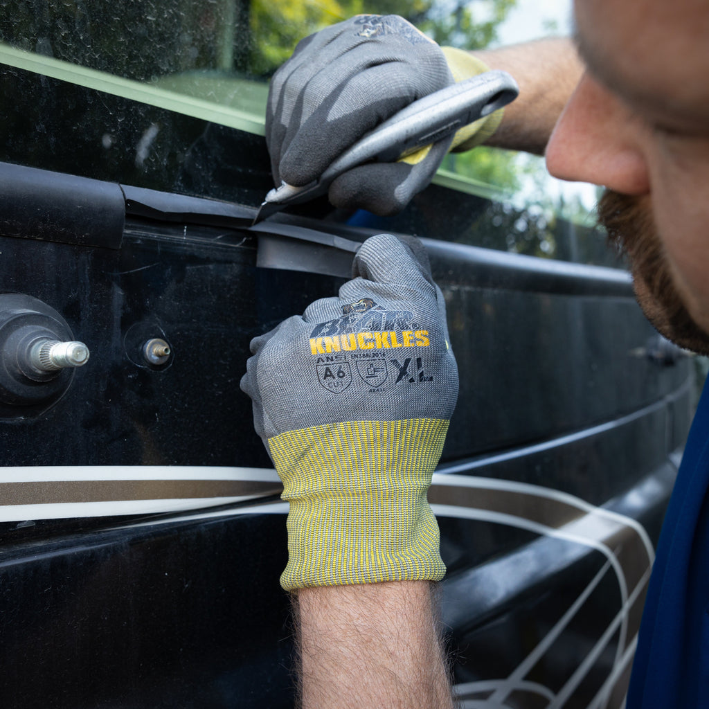 Bear Knuckles Switchblade A6 Cut-Resistant Sandy Nitrile Gloves - SC6100